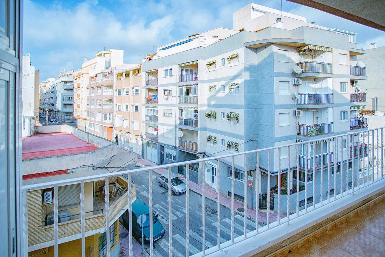 125 City Beach - Alicante Holiday Торевьиа Экстерьер фото